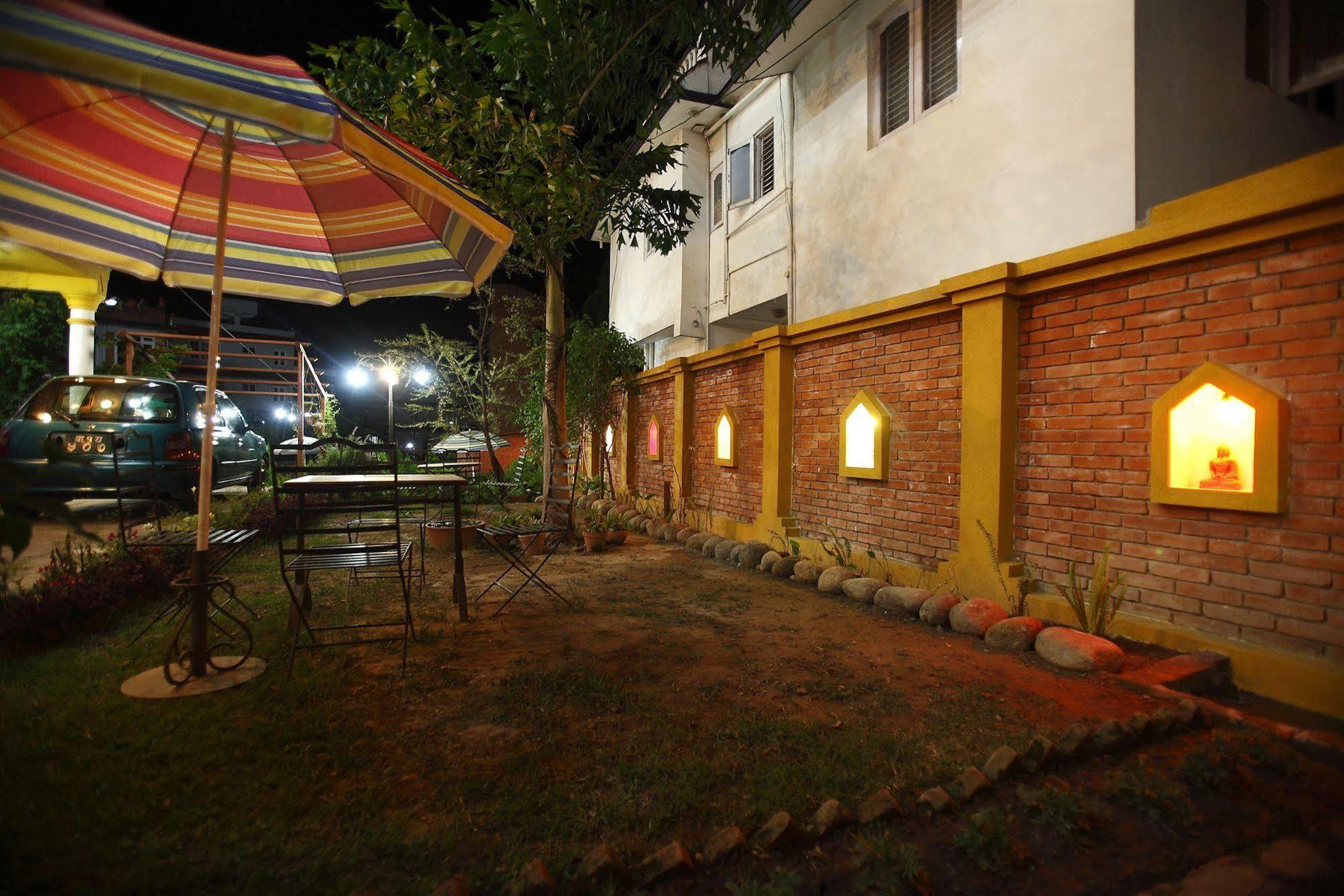 Royal Astoria Hotel Katmandu Eksteriør billede